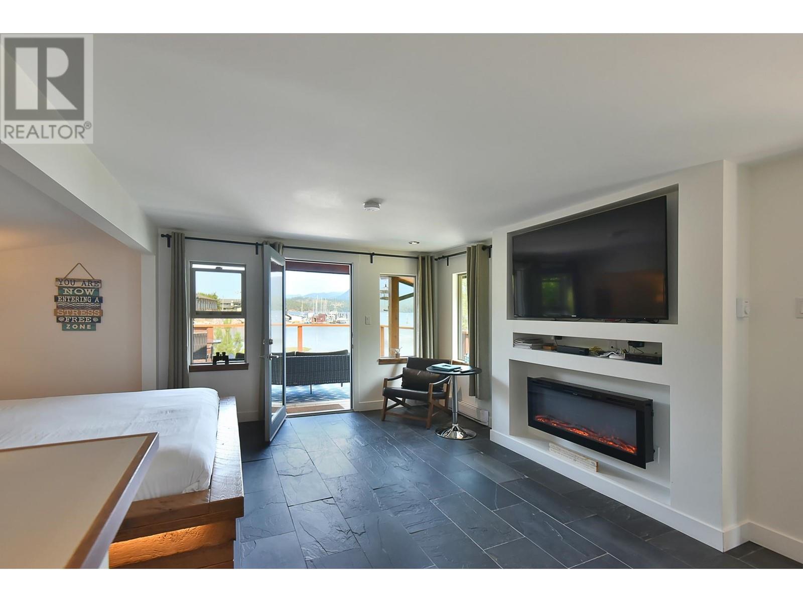 5672 Osprey Street, Sechelt, British Columbia  V0N 3A0 - Photo 30 - R2804584