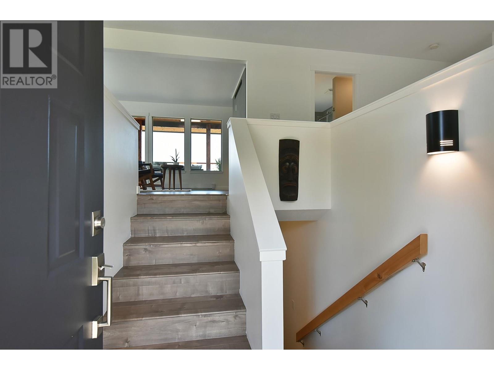 5672 Osprey Street, Sechelt, British Columbia  V0N 3A0 - Photo 15 - R2804584