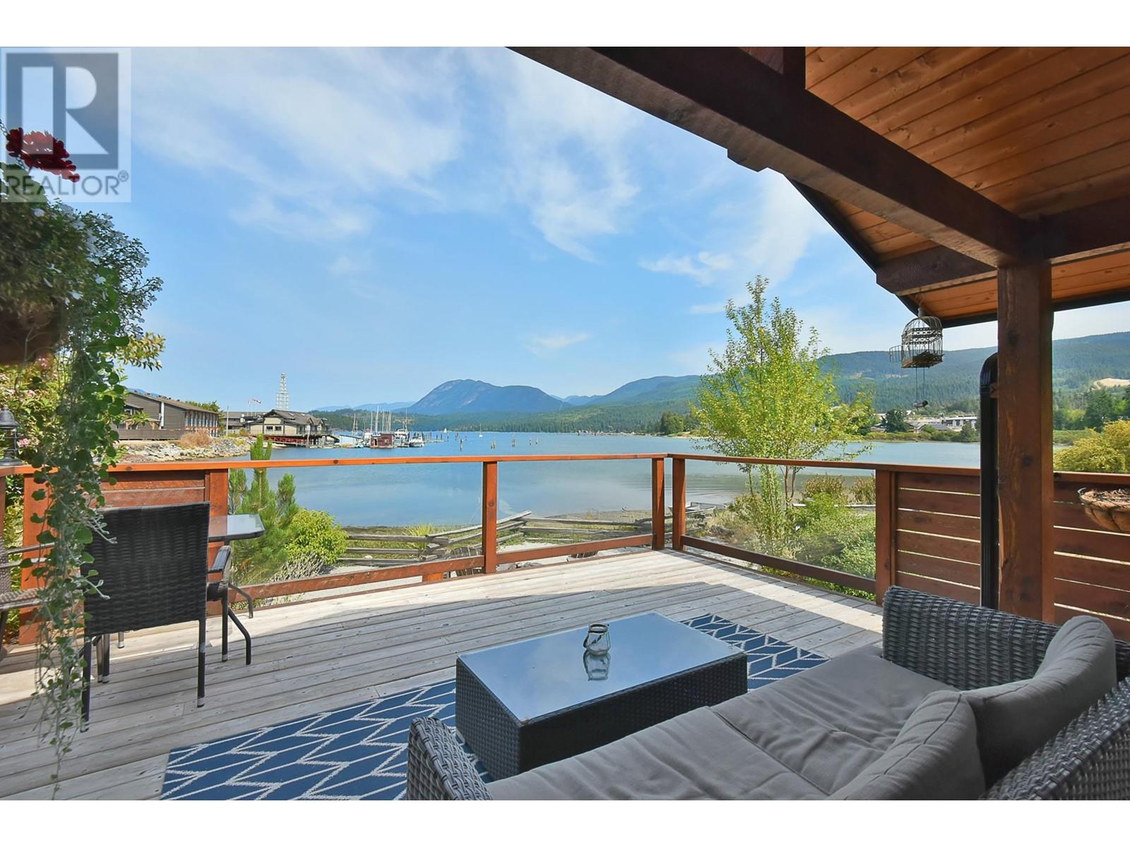 5672 Osprey Street, Sechelt, British Columbia  V0N 3A0 - Photo 31 - R2804584