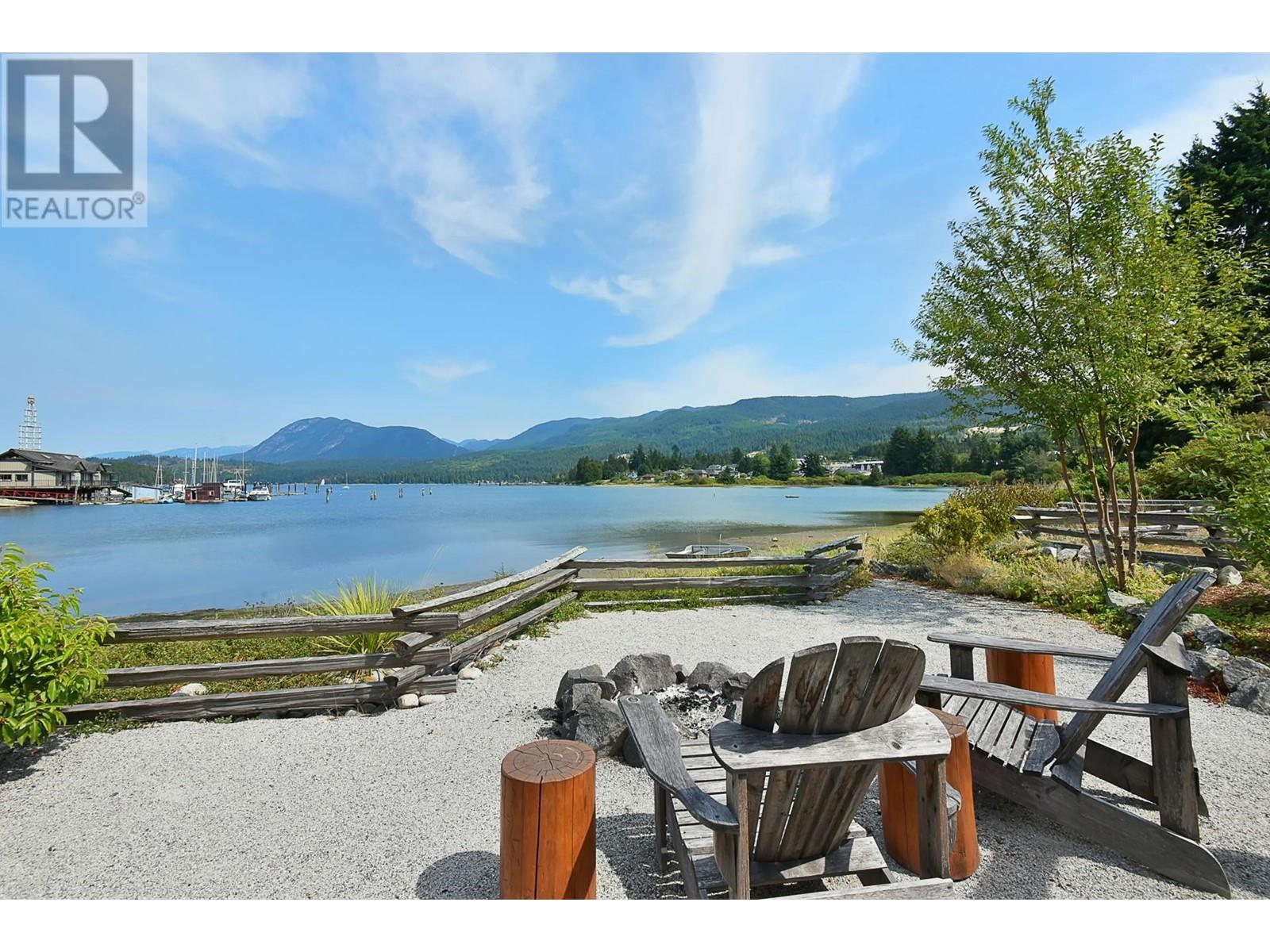 5672 Osprey Street, Sechelt, British Columbia  V0N 3A0 - Photo 32 - R2804584