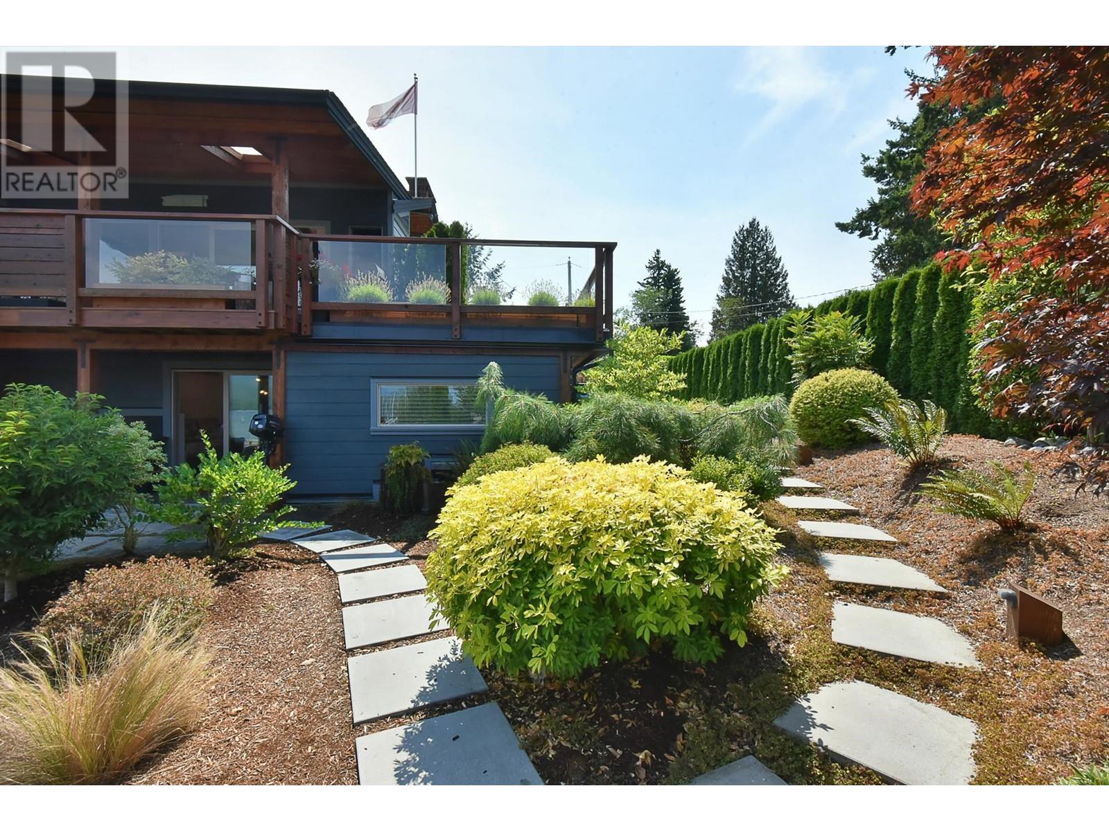 5672 Osprey Street, Sechelt, British Columbia  V0N 3A0 - Photo 36 - R2804584