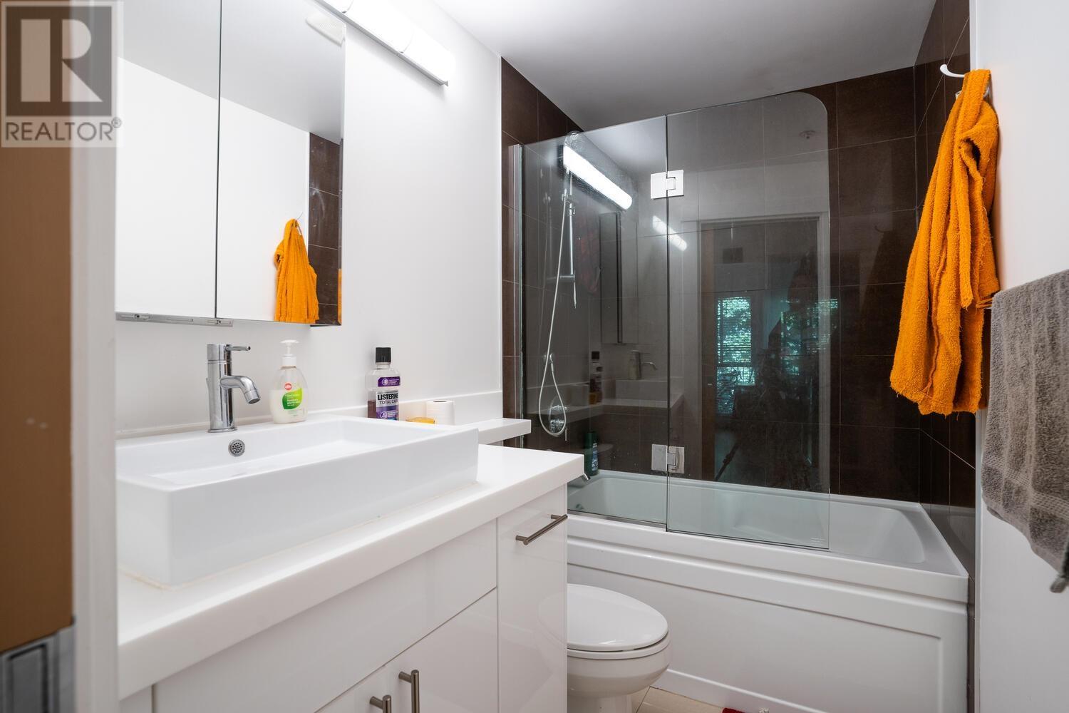 303 1820 E Kent Avenue South, Vancouver, British Columbia  V5P 2S7 - Photo 13 - R2804756
