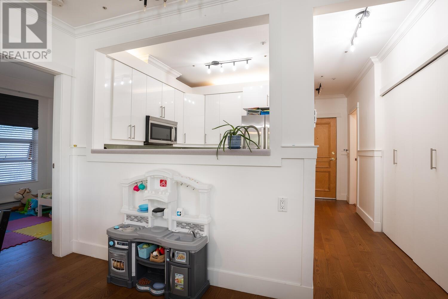303 1820 E Kent Avenue South, Vancouver, British Columbia  V5P 2S7 - Photo 15 - R2804756