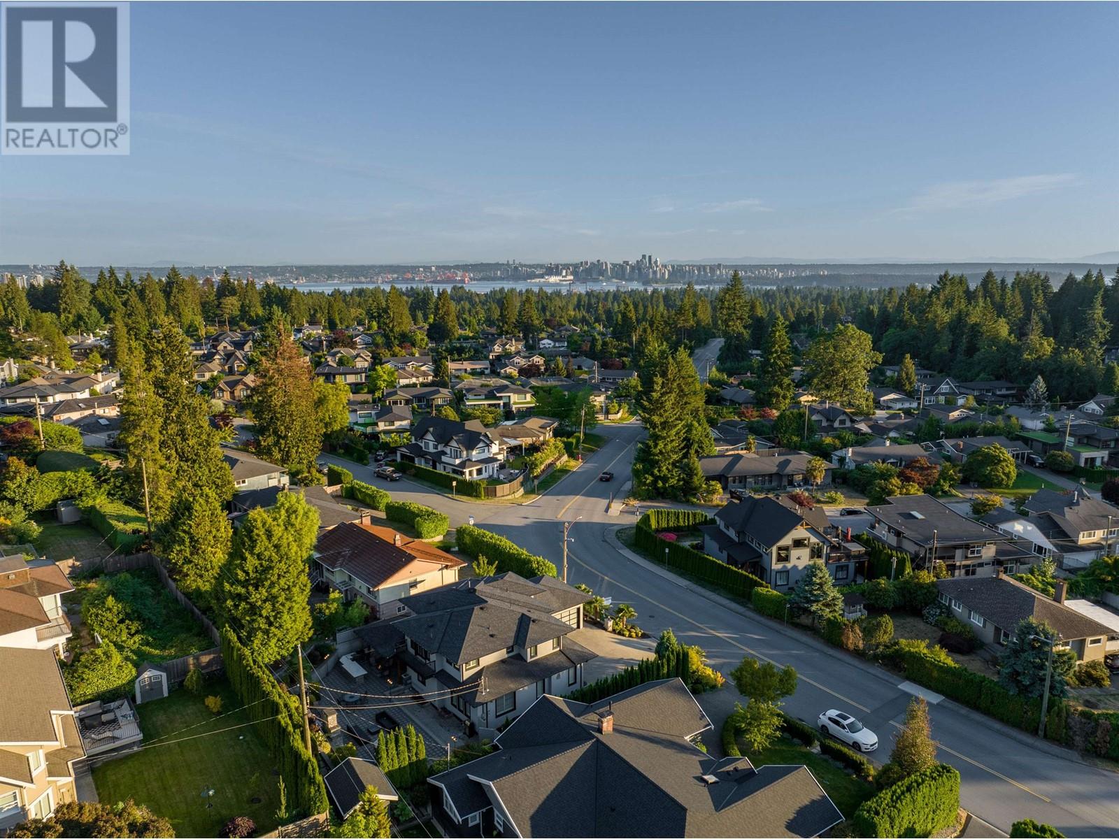 4168 Highland Boulevard, North Vancouver, British Columbia  V7R 2Z6 - Photo 3 - R2804738