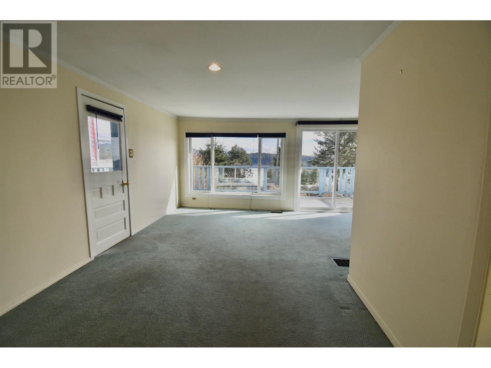 545 Sargent Road, Gibsons, British Columbia  V0N 1V9 - Photo 11 - R2804776
