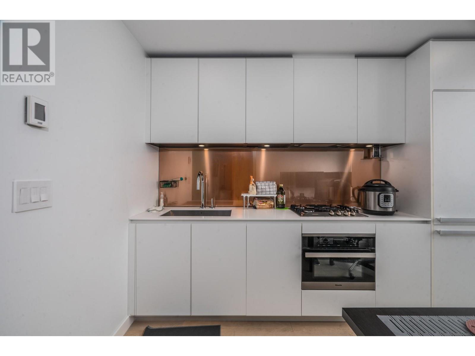2611 1480 Howe Street, Vancouver, British Columbia  V6Z 0G5 - Photo 8 - R2804988