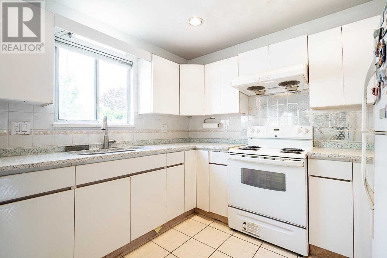 22691 Mclean Avenue, Richmond, British Columbia  V6V 2P7 - Photo 11 - R2804942