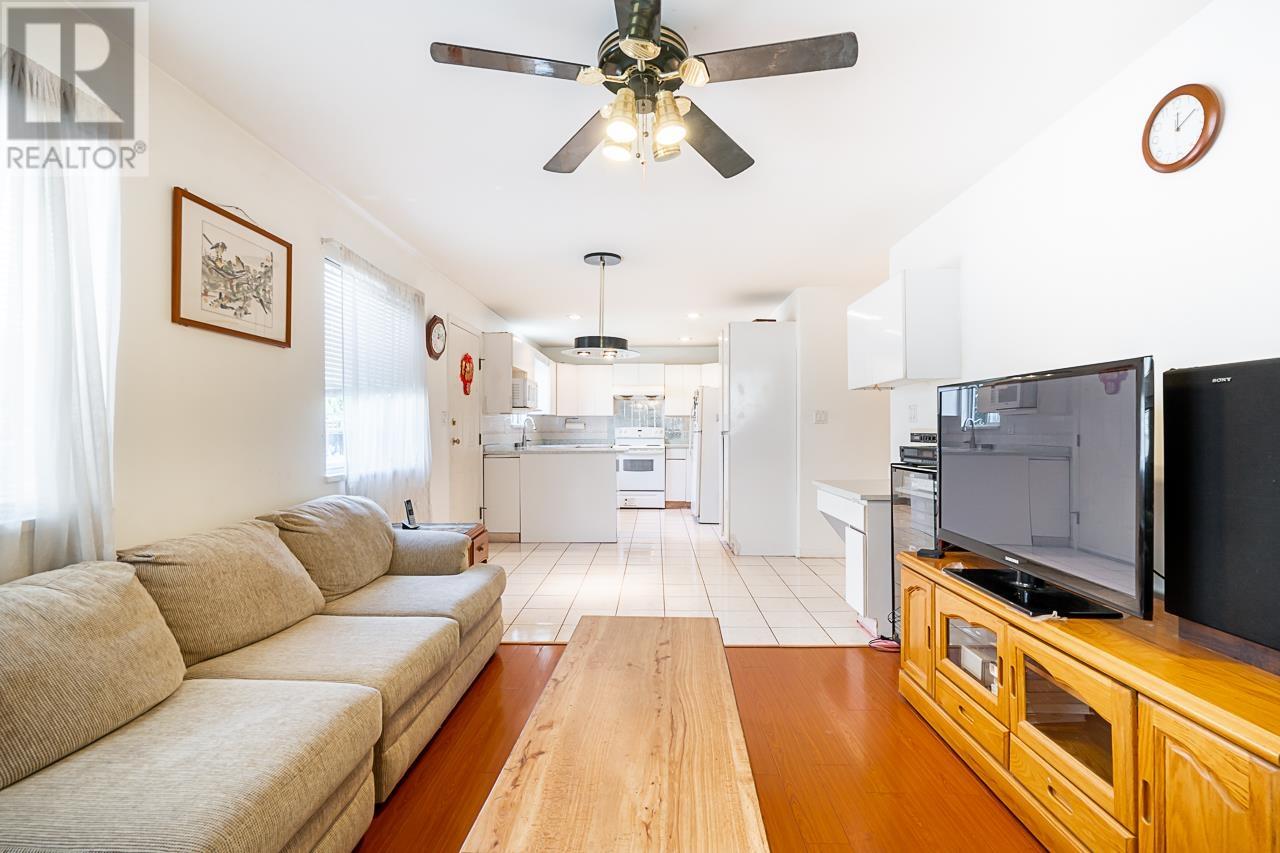 22691 Mclean Avenue, Richmond, British Columbia  V6V 2P7 - Photo 7 - R2804942