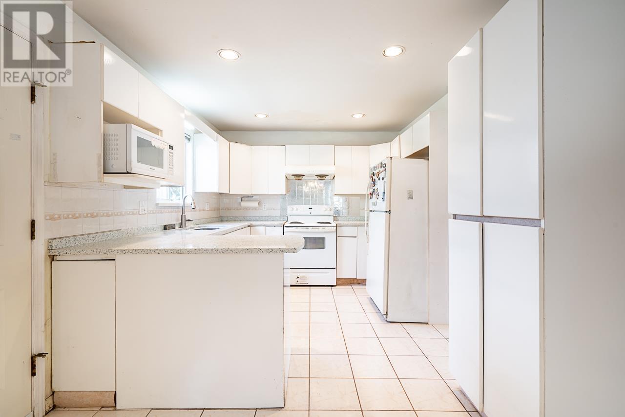 22691 Mclean Avenue, Richmond, British Columbia  V6V 2P7 - Photo 8 - R2804942