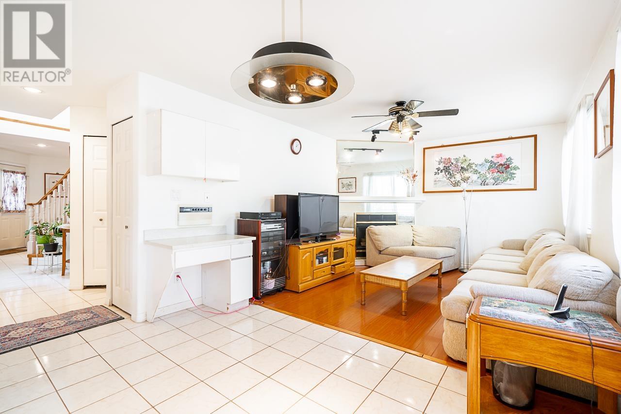 22691 Mclean Avenue, Richmond, British Columbia  V6V 2P7 - Photo 9 - R2804942