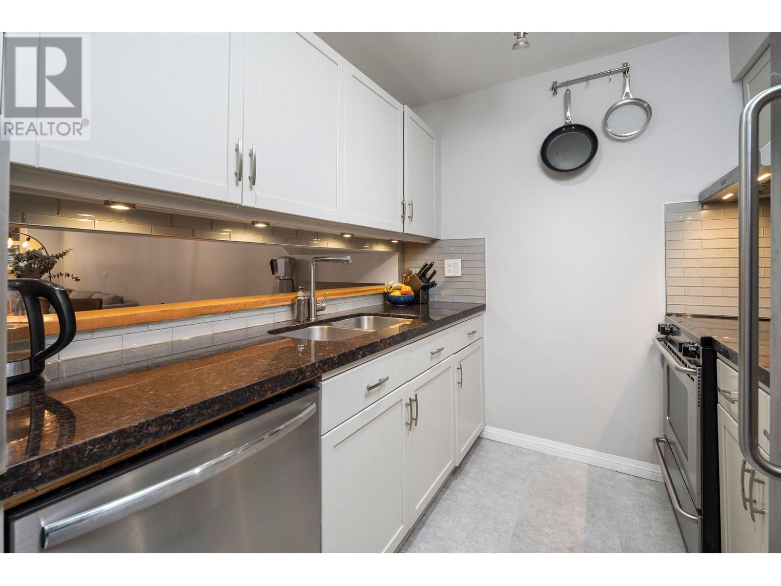 201 1232 Harwood Street, Vancouver, British Columbia  V6E 1S2 - Photo 17 - R2804578