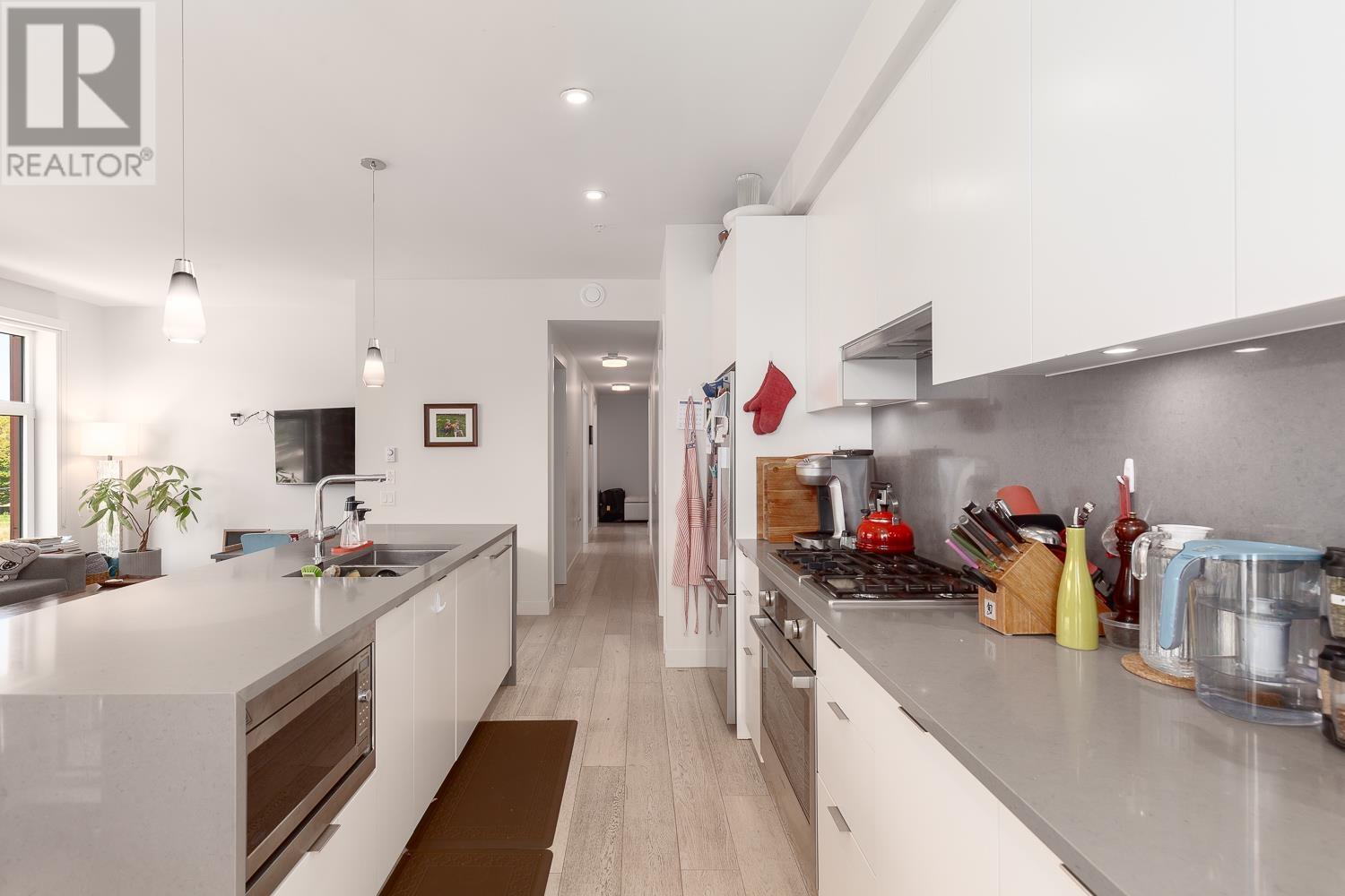301 108 E 35th Avenue, Vancouver, British Columbia  V5W 1A6 - Photo 5 - R2805154