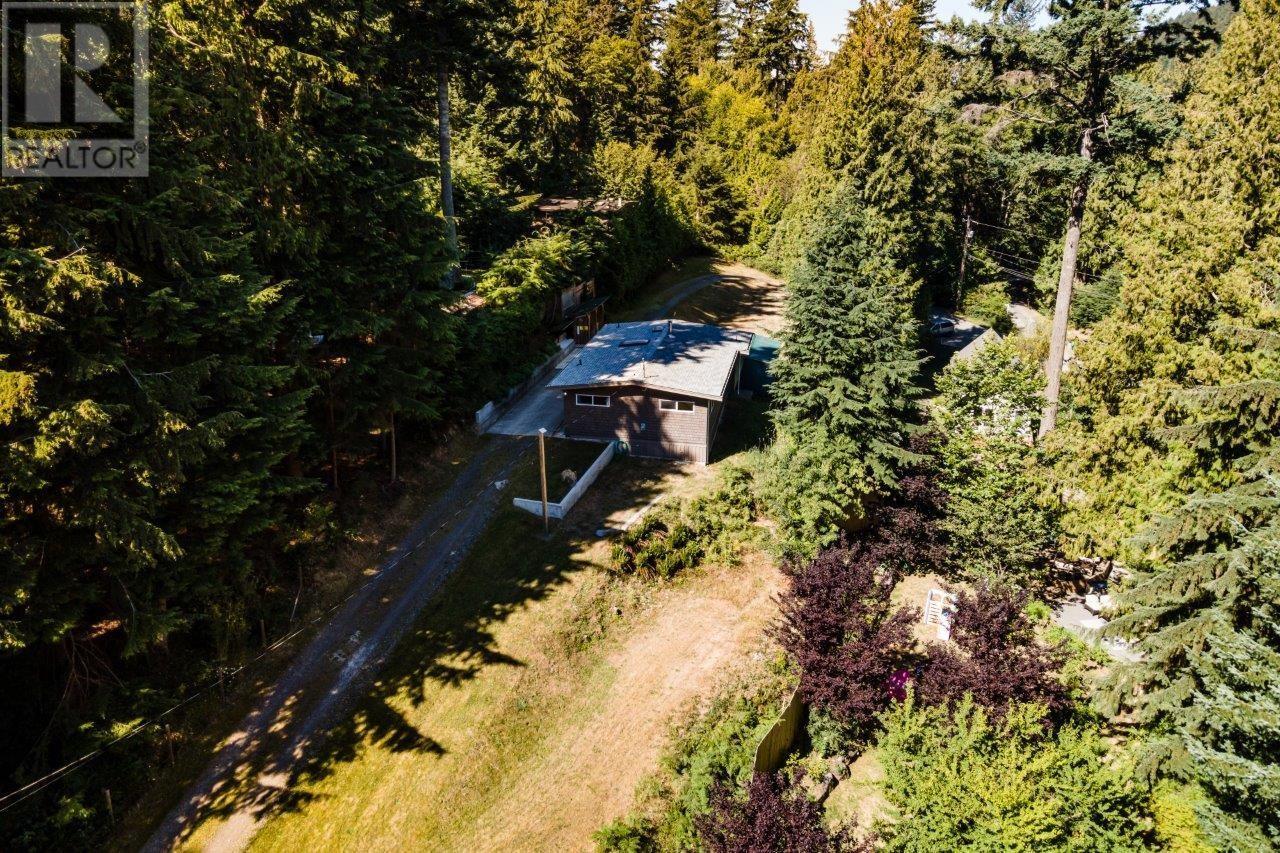 586 Cowan Road, Bowen Island, British Columbia  V0N 1G2 - Photo 30 - R2805055