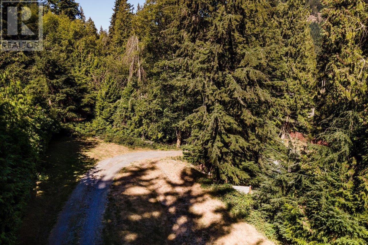 586 Cowan Road, Bowen Island, British Columbia  V0N 1G2 - Photo 34 - R2805055