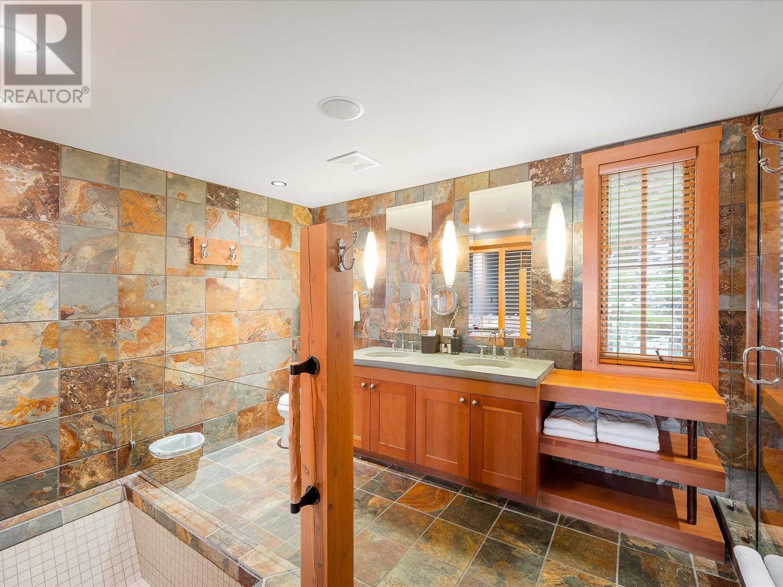 19d 2300 Nordic Drive, Whistler, British Columbia  V8E 0A6 - Photo 14 - R2805193
