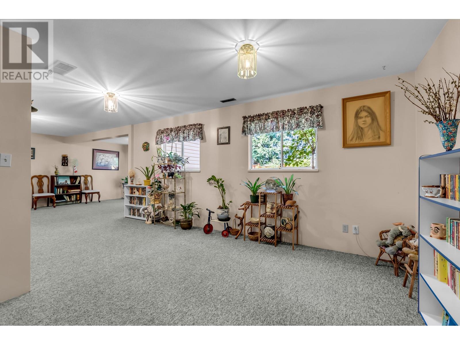 23027 Olund Crescent, Maple Ridge, British Columbia  V2X 0E8 - Photo 27 - R2805167