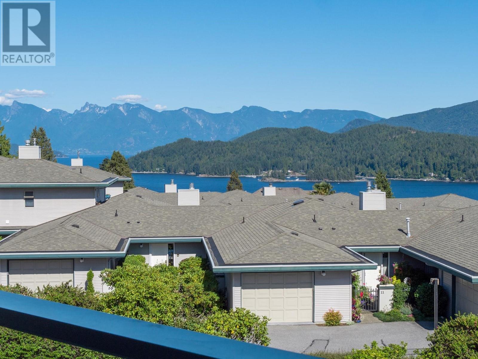 5 554 Eaglecrest Drive, Gibsons, British Columbia  V0N 1V8 - Photo 2 - R2805271