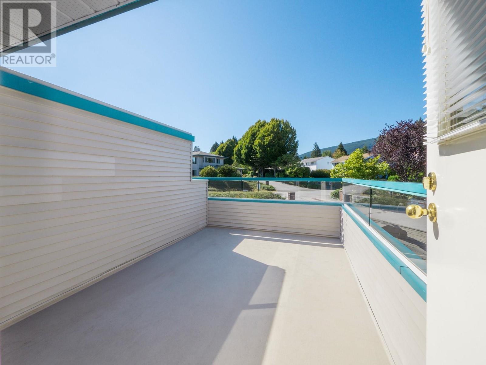 5 554 Eaglecrest Drive, Gibsons, British Columbia  V0N 1V8 - Photo 29 - R2805271