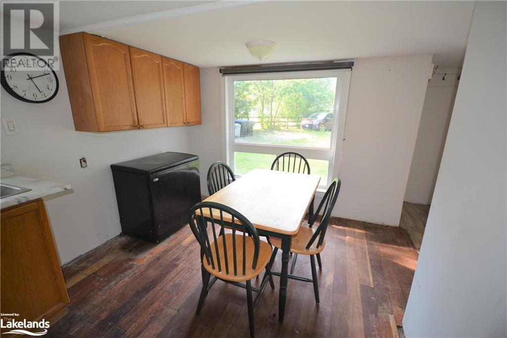 21 First Lane, Wasaga Beach, Ontario  L9Z 2G3 - Photo 11 - 40464174