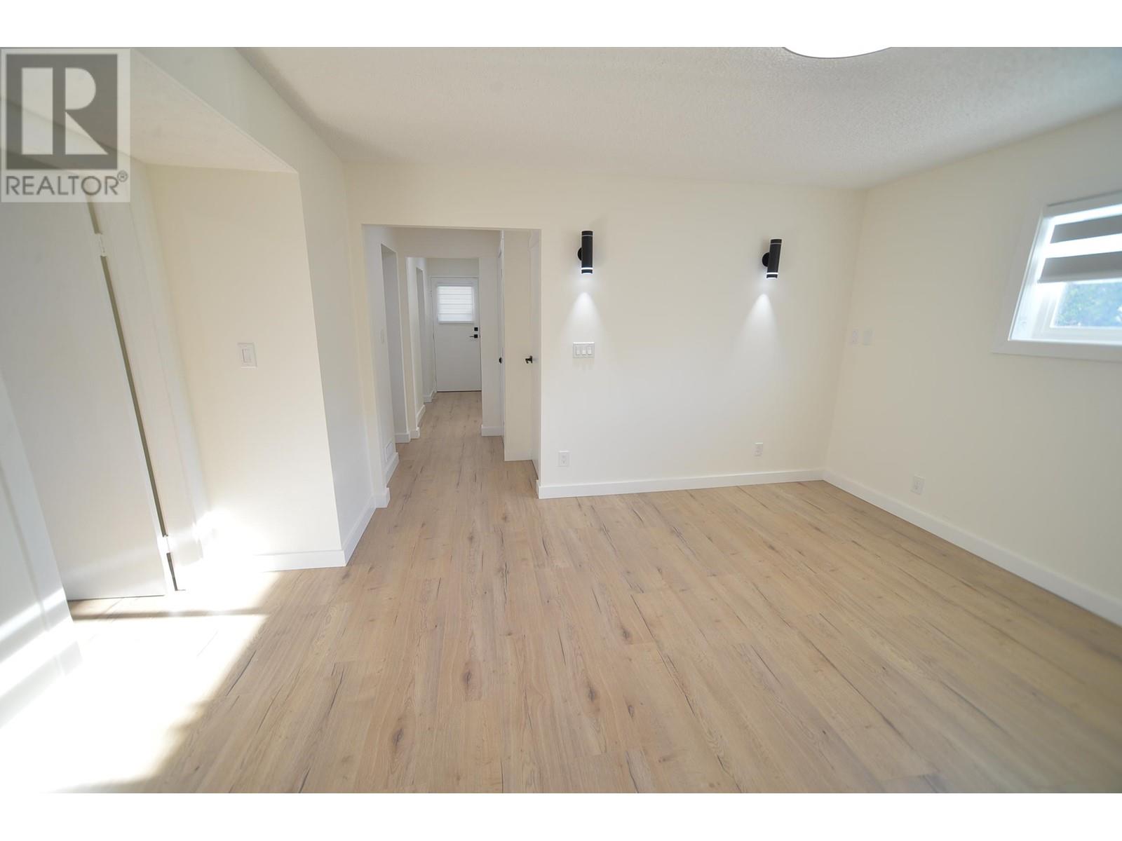926 Grove Avenue, Burnaby, British Columbia  V5B 4G7 - Photo 20 - R2805296