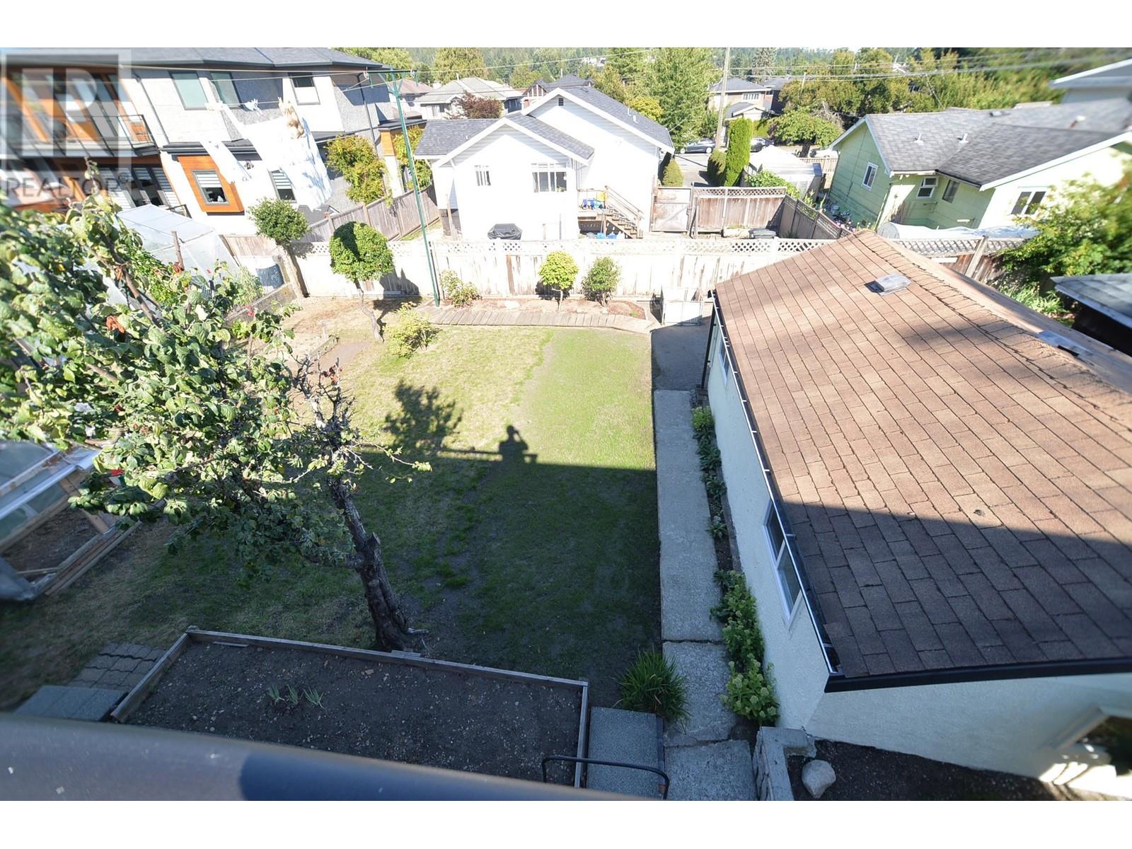 926 Grove Avenue, Burnaby, British Columbia  V5B 4G7 - Photo 39 - R2805296
