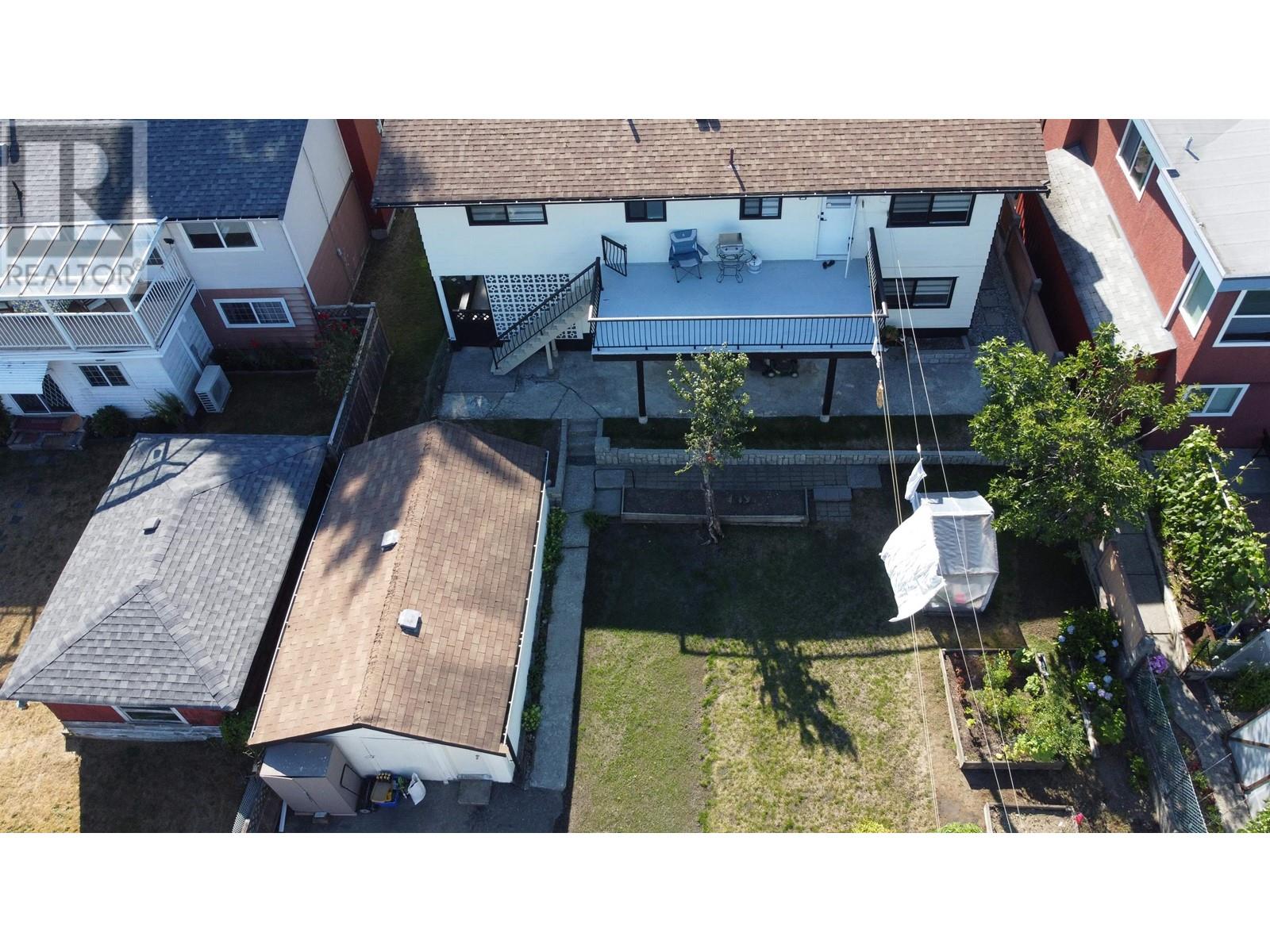 926 Grove Avenue, Burnaby, British Columbia  V5B 4G7 - Photo 34 - R2805296