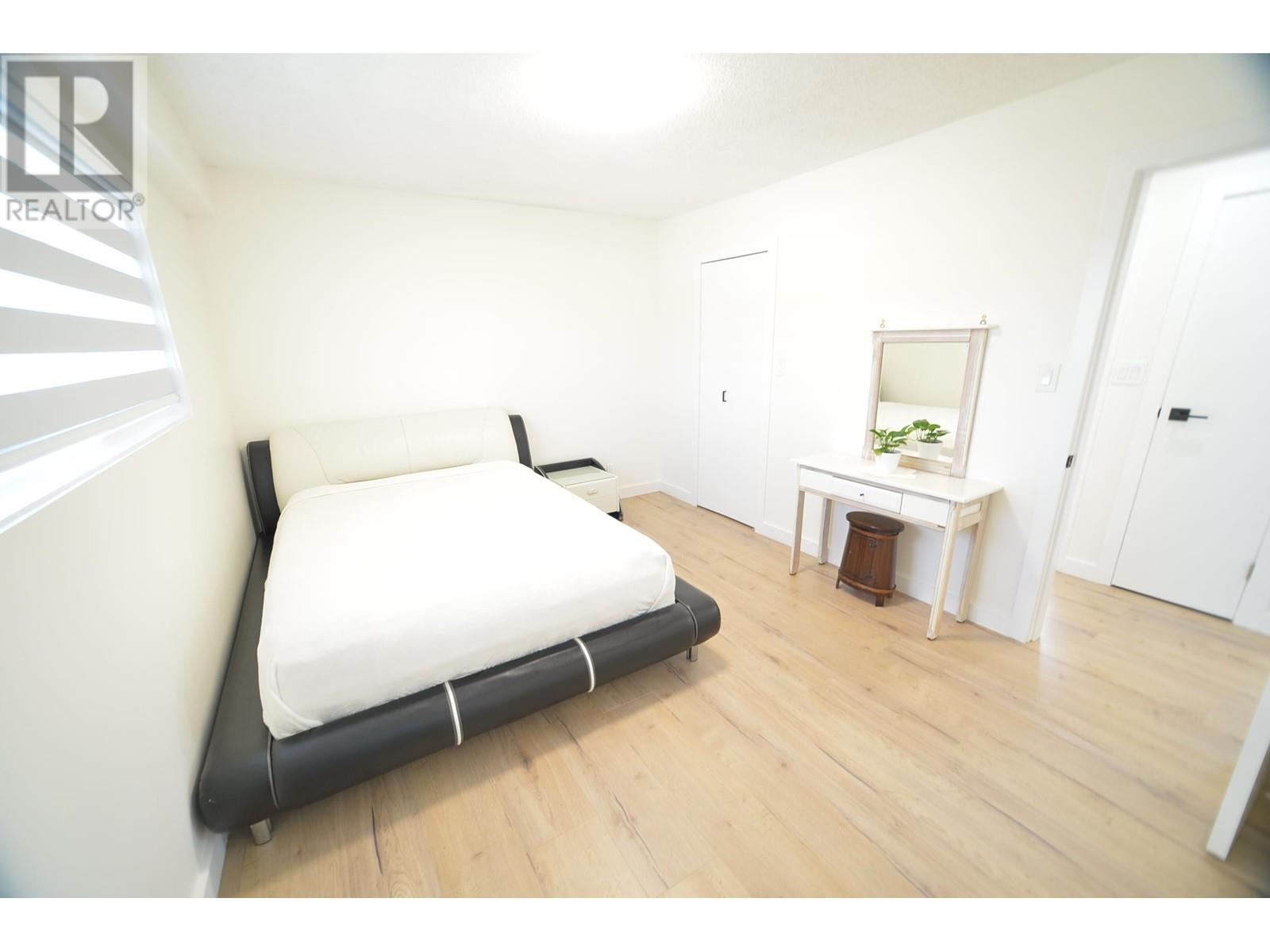 926 Grove Avenue, Burnaby, British Columbia  V5B 4G7 - Photo 19 - R2805296