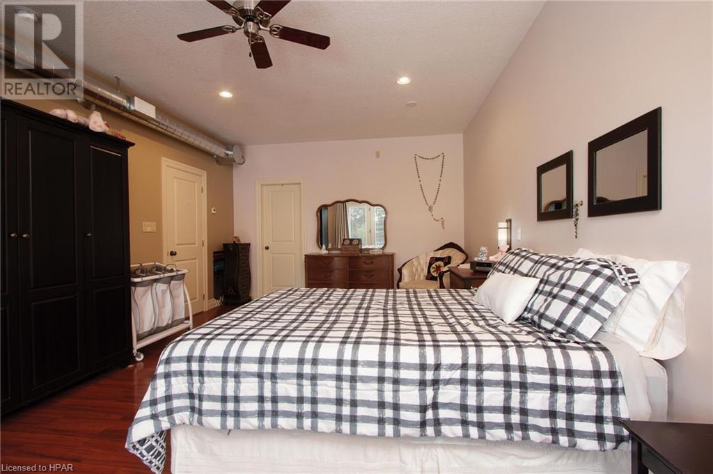 6055 Fischer Road, Mitchell, Ontario  N0K 1N0 - Photo 18 - 40465538