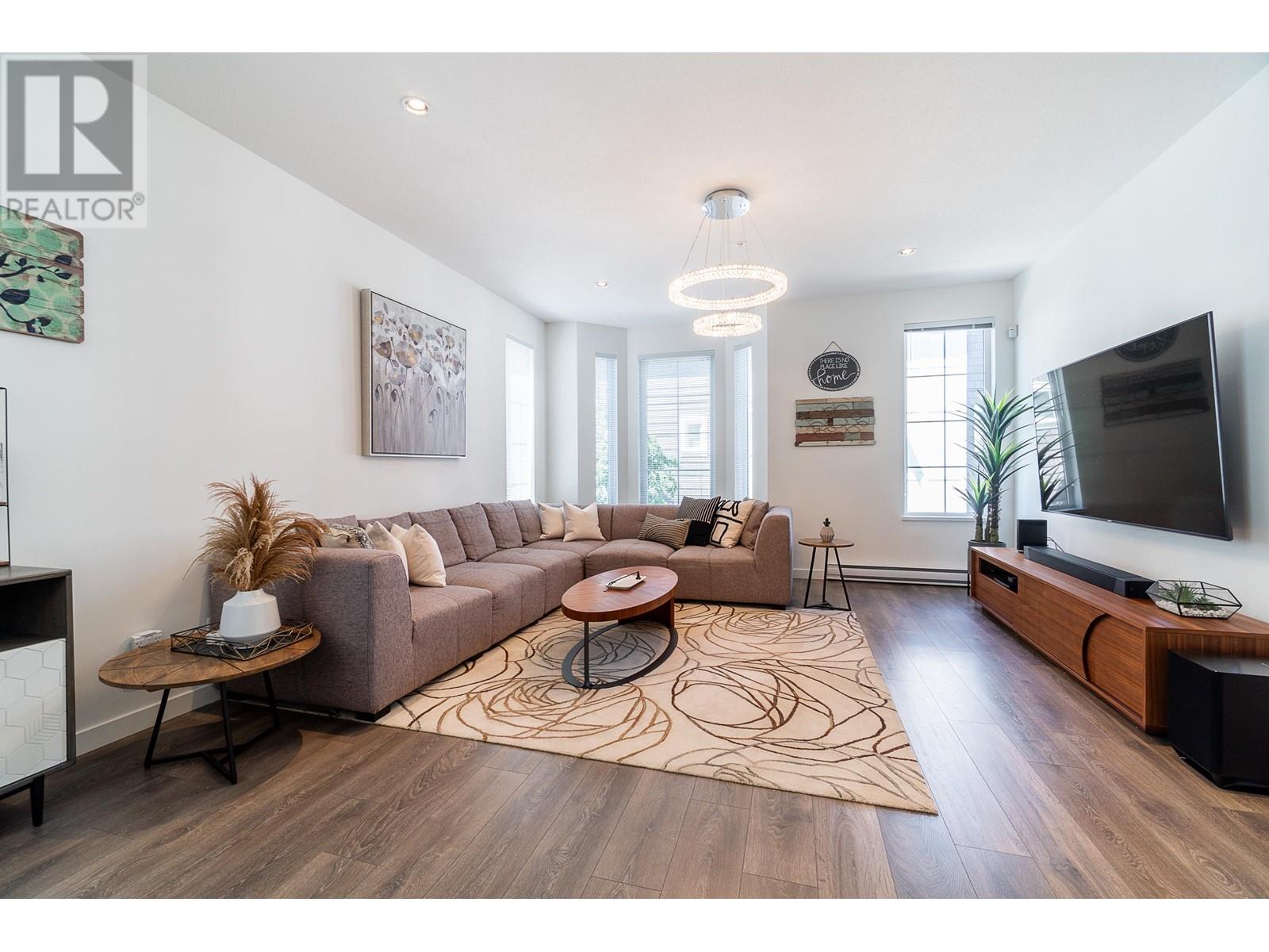 7 2560 PITT RIVER ROAD, port coquitlam, British Columbia