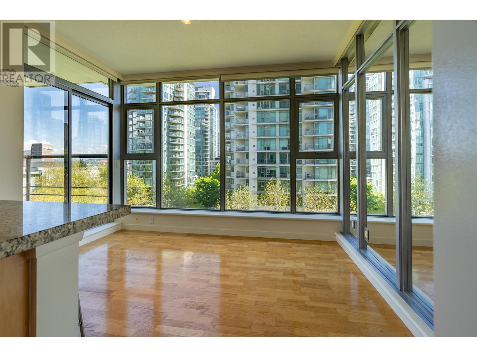 503 1710 Bayshore Drive, Vancouver, British Columbia  V6G 3G4 - Photo 5 - R2805475