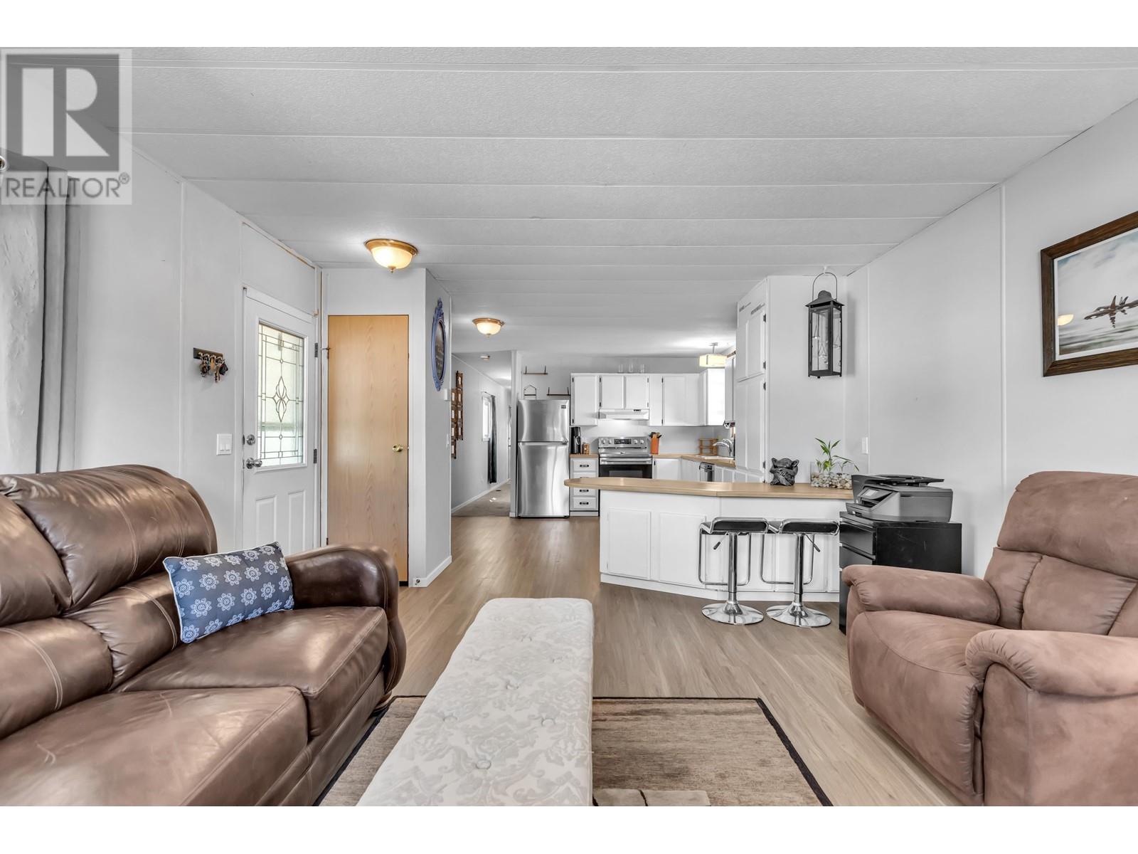 137 145 KING EDWARD STREET, coquitlam, British Columbia