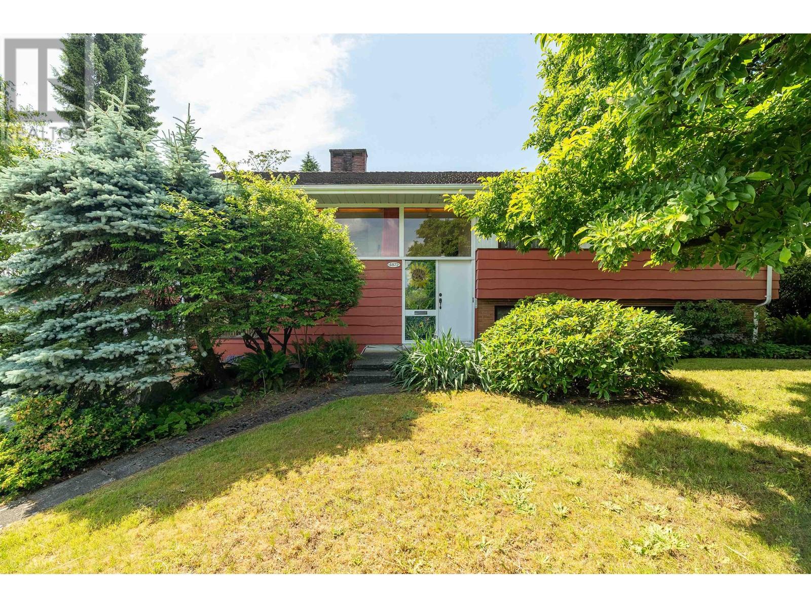 4872 Gilpin Court, Burnaby, British Columbia  V5G 3A3 - Photo 39 - R2805656