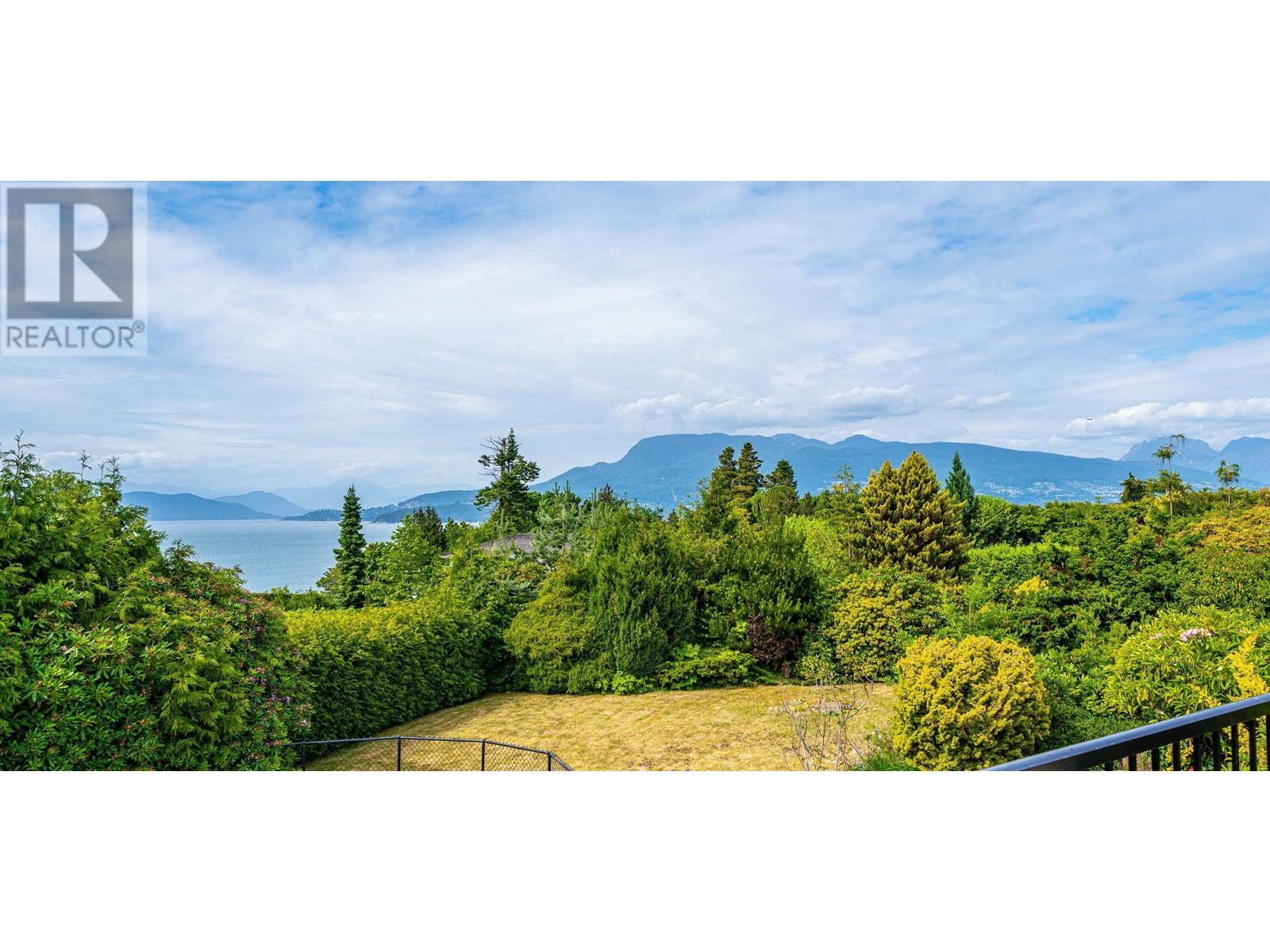 5915 Newton Wynd, Vancouver, British Columbia  V6T 1H8 - Photo 5 - R2805560