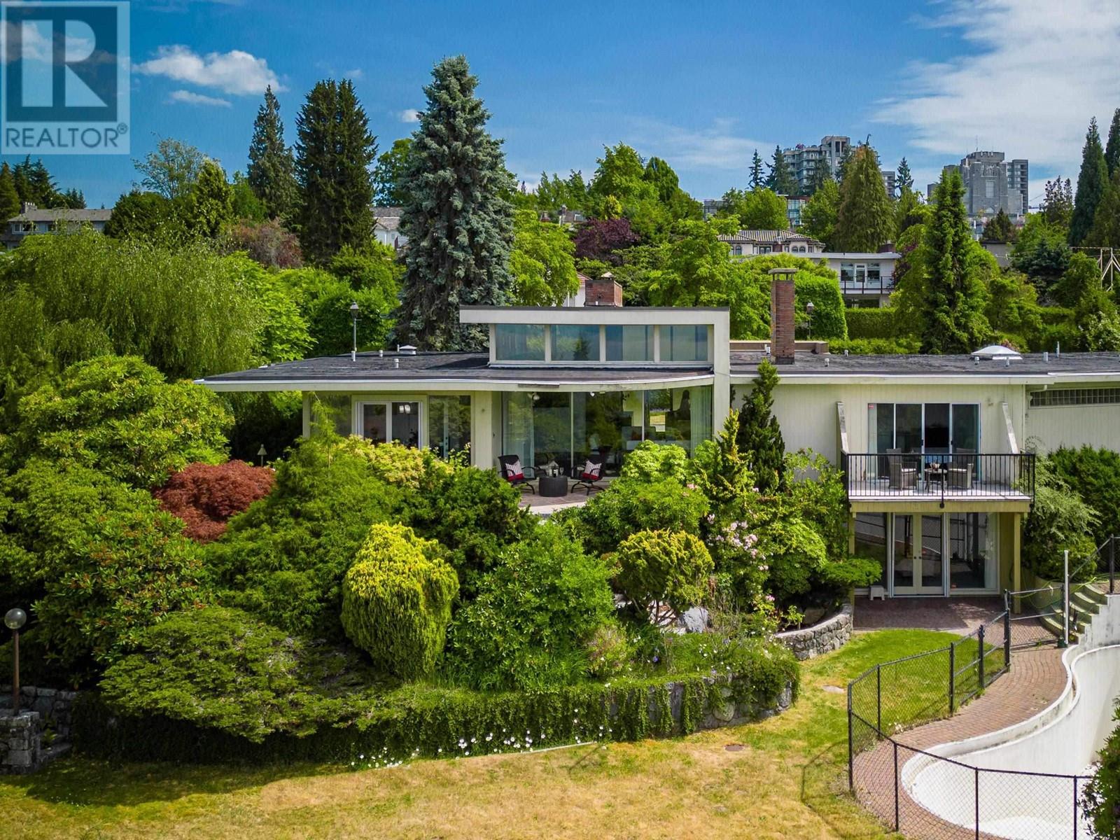 5915 Newton Wynd, Vancouver, British Columbia  V6T 1H8 - Photo 37 - R2805560
