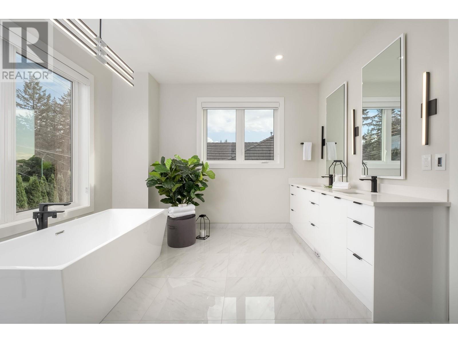 478 Mundy Street, Coquitlam, British Columbia  V3K 5N1 - Photo 32 - R2805303