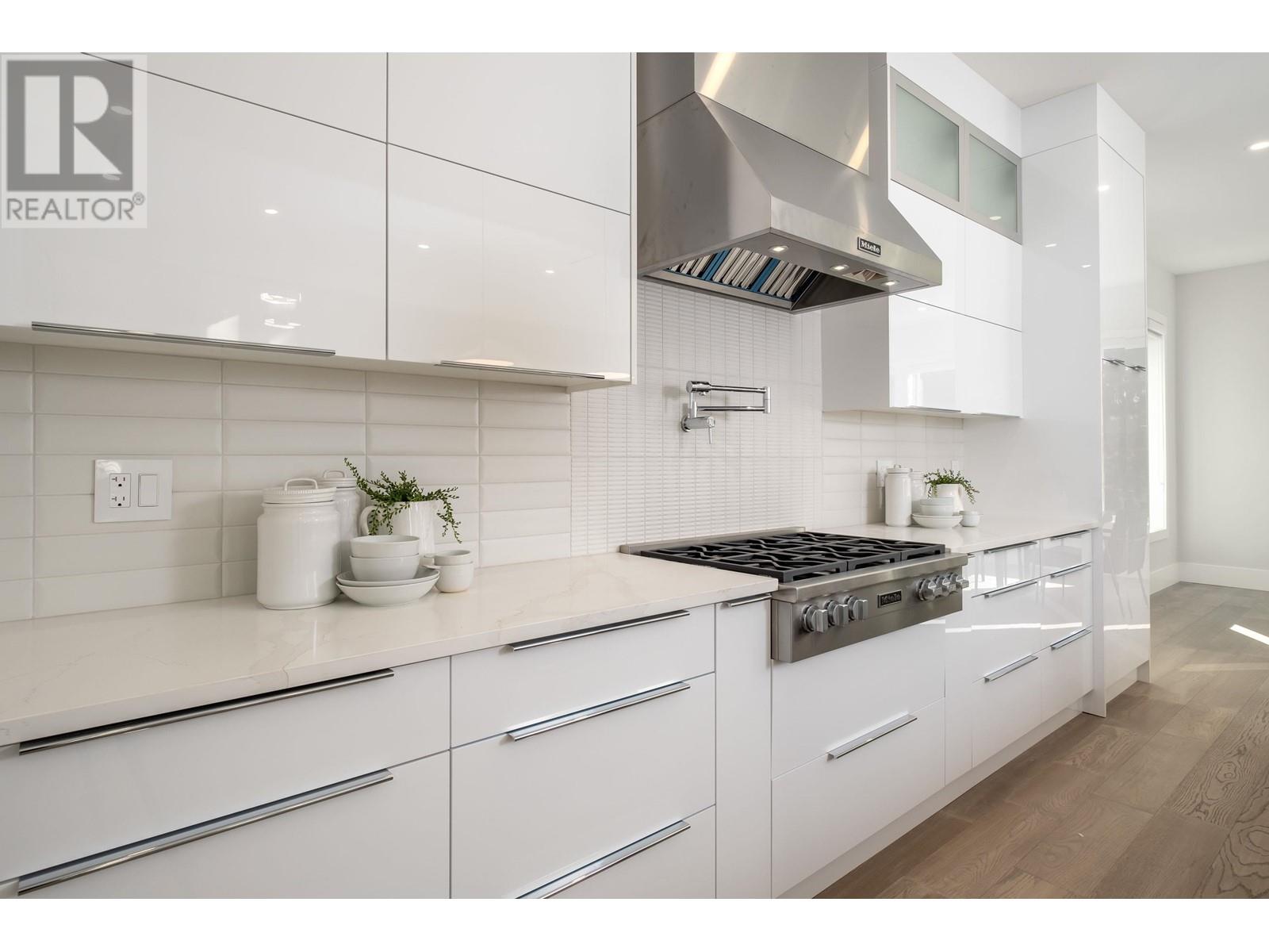 478 Mundy Street, Coquitlam, British Columbia  V3K 5N1 - Photo 19 - R2805303