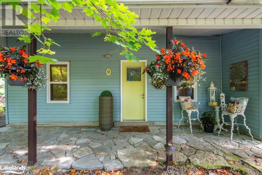 9 Neekaunis Road, Waubaushene, Ontario  L0K 2C0 - Photo 3 - 40466412