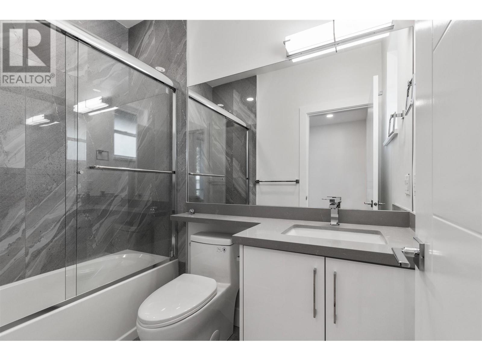 8041 10th Avenue, Burnaby, British Columbia  V3N 2S4 - Photo 36 - R2805002