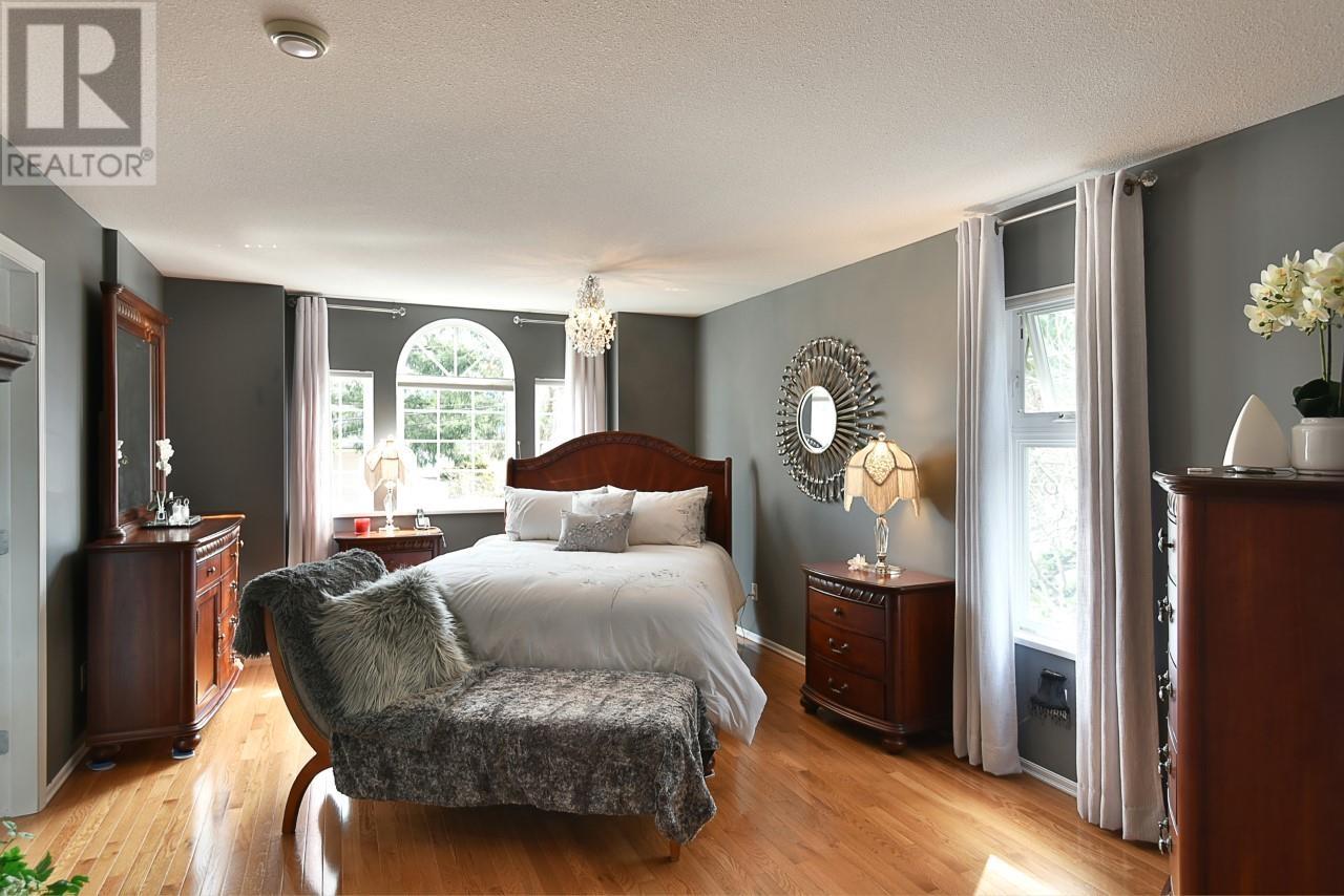 5457 Burley Place, Sechelt, British Columbia  V0N 3A0 - Photo 11 - R2805867