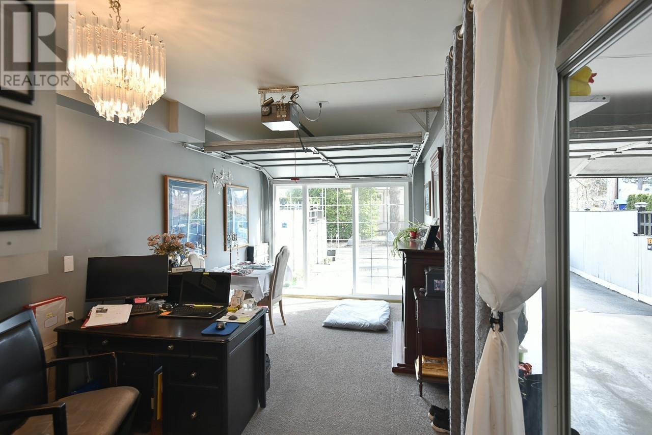 5457 Burley Place, Sechelt, British Columbia  V0N 3A0 - Photo 17 - R2805867