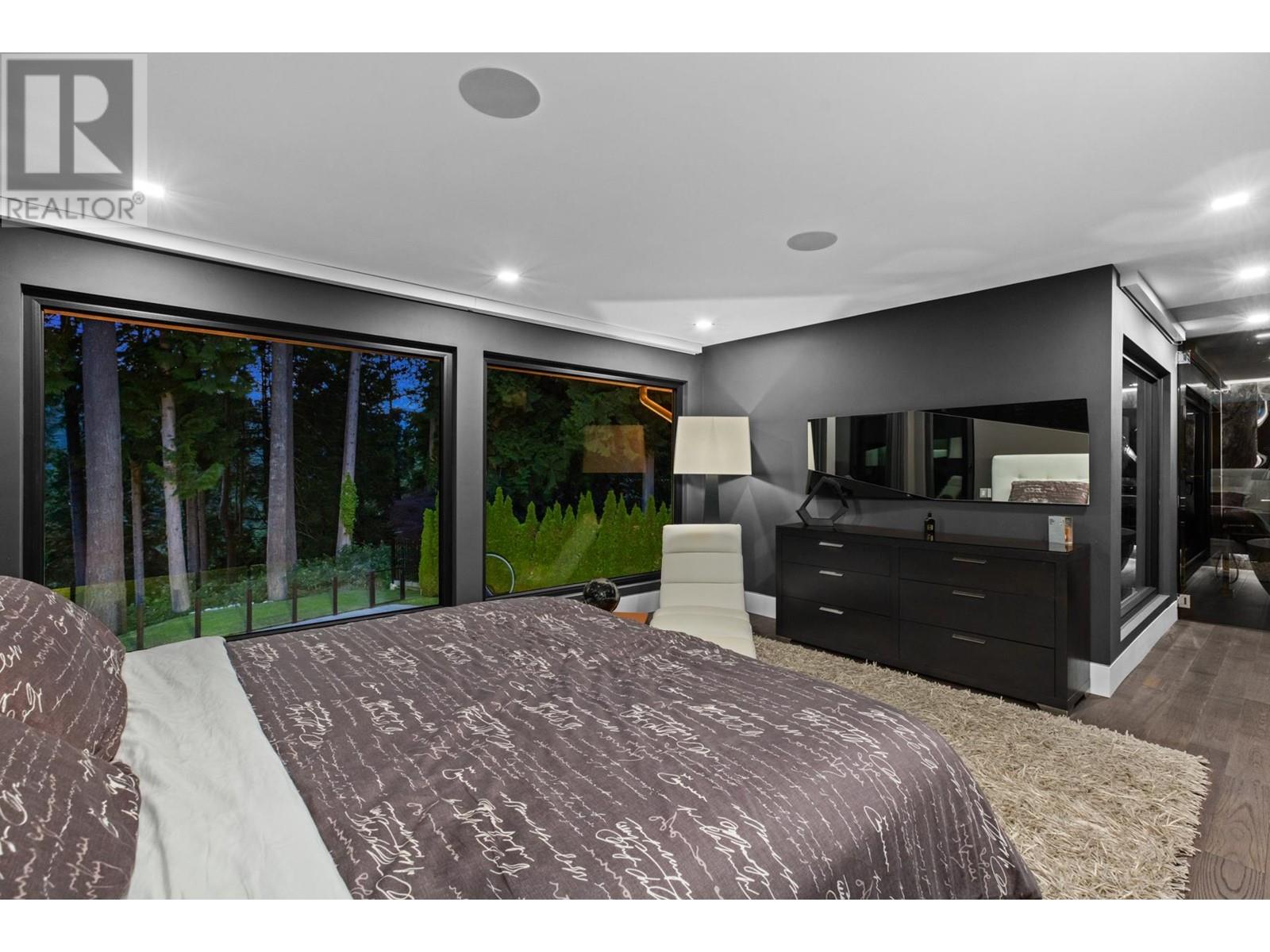 4577 Capilano Road, North Vancouver, British Columbia  V7R 4K2 - Photo 24 - R2805879