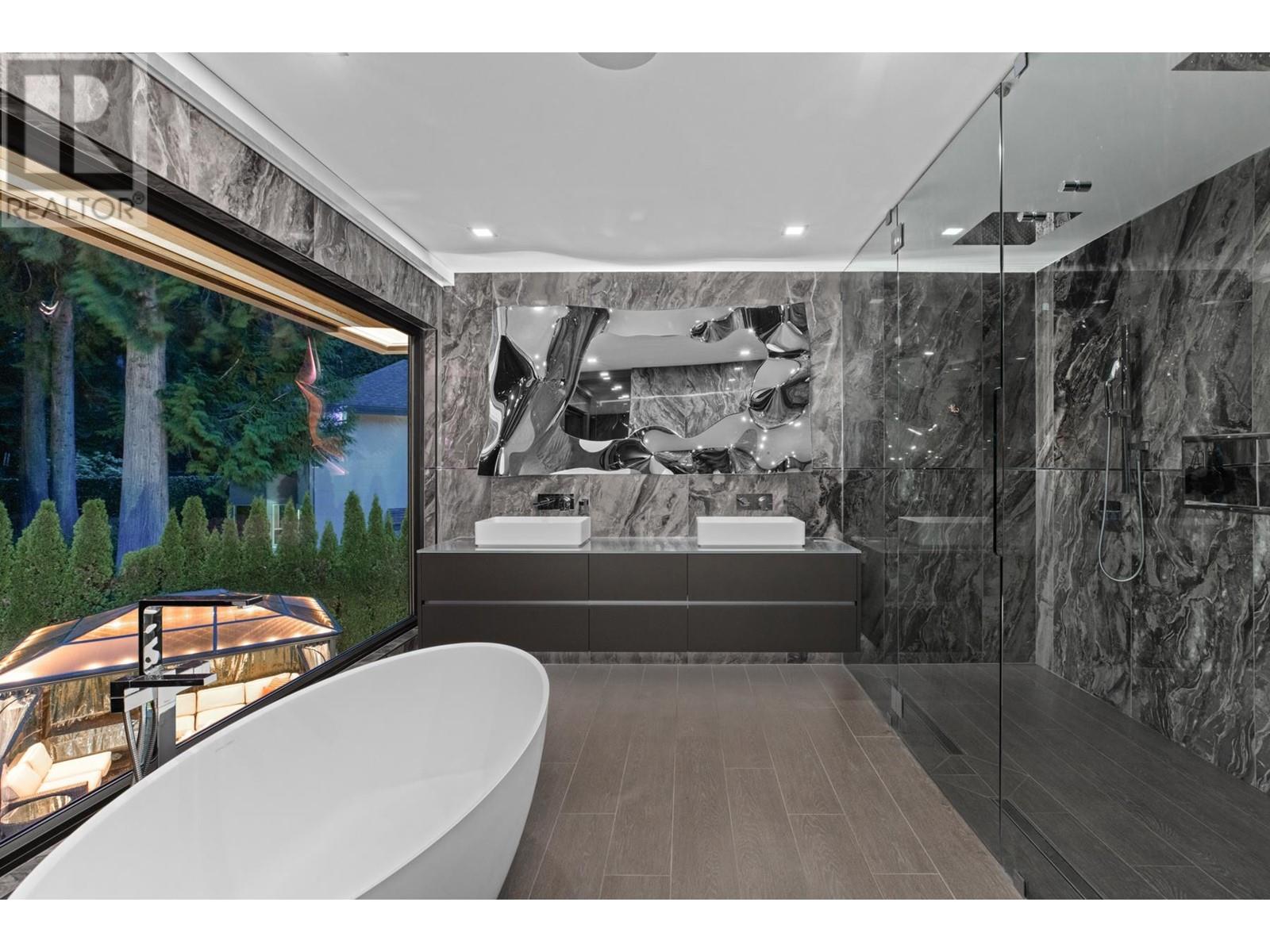 4577 Capilano Road, North Vancouver, British Columbia  V7R 4K2 - Photo 26 - R2805879