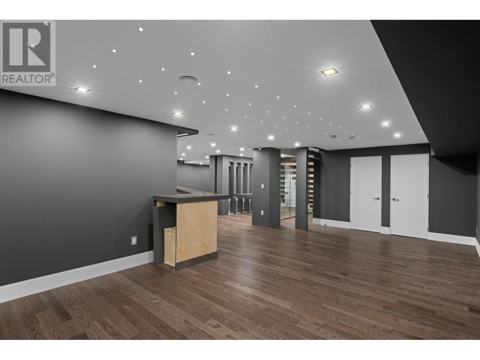 4577 Capilano Road, North Vancouver, British Columbia  V7R 4K2 - Photo 40 - R2805879