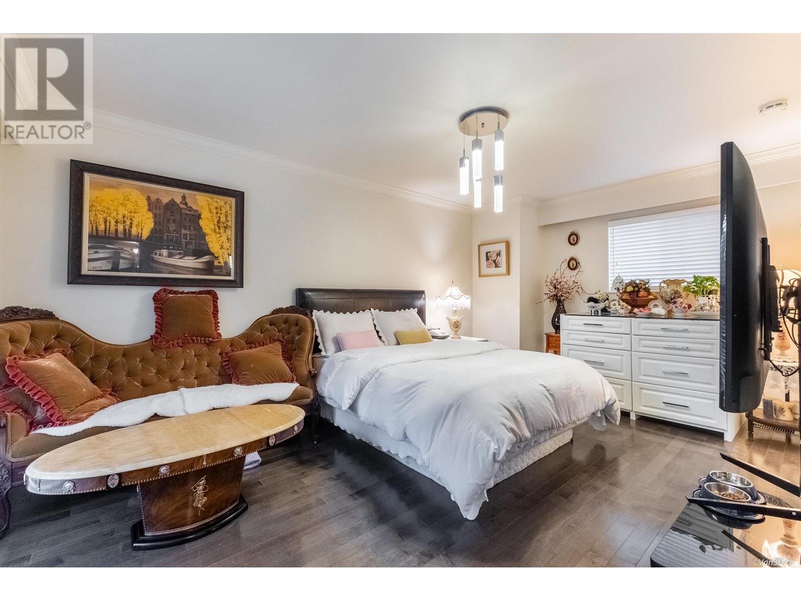 812 Robinson Street, Coquitlam, British Columbia  V3J 4G3 - Photo 8 - R2804731