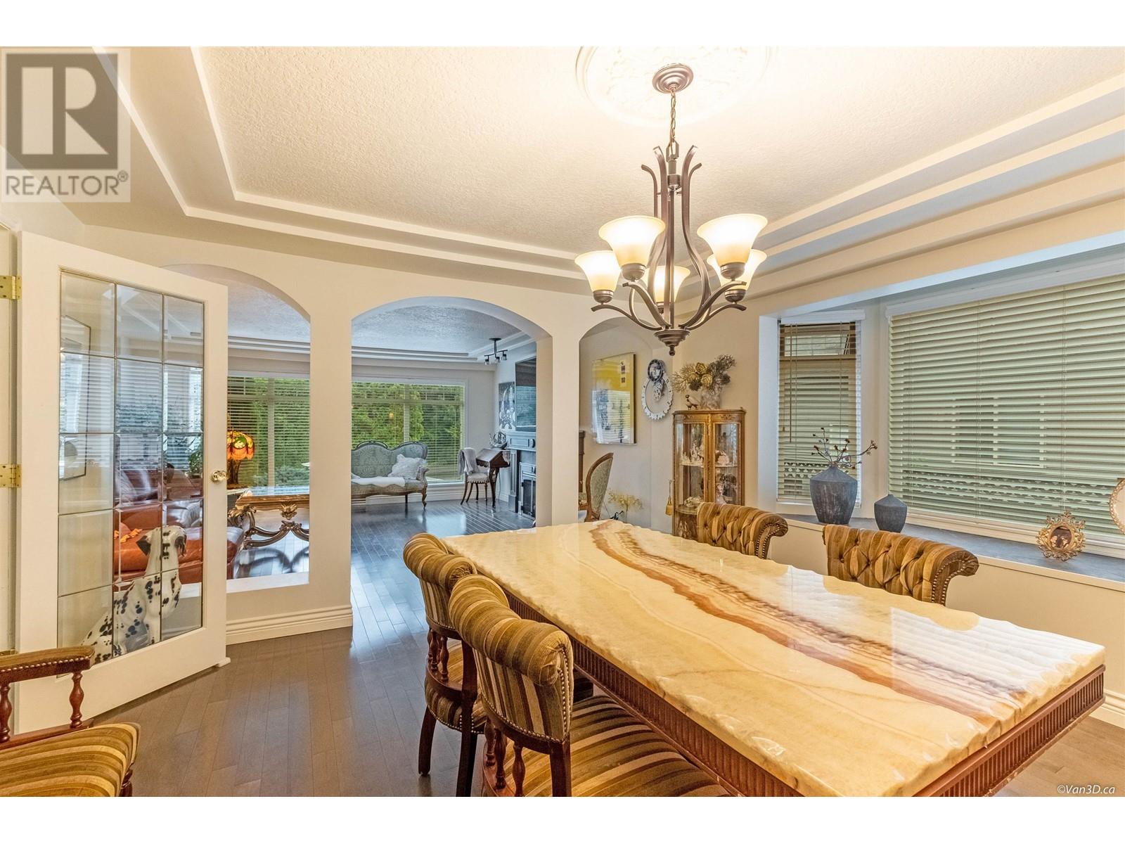 812 ROBINSON STREET, coquitlam, British Columbia
