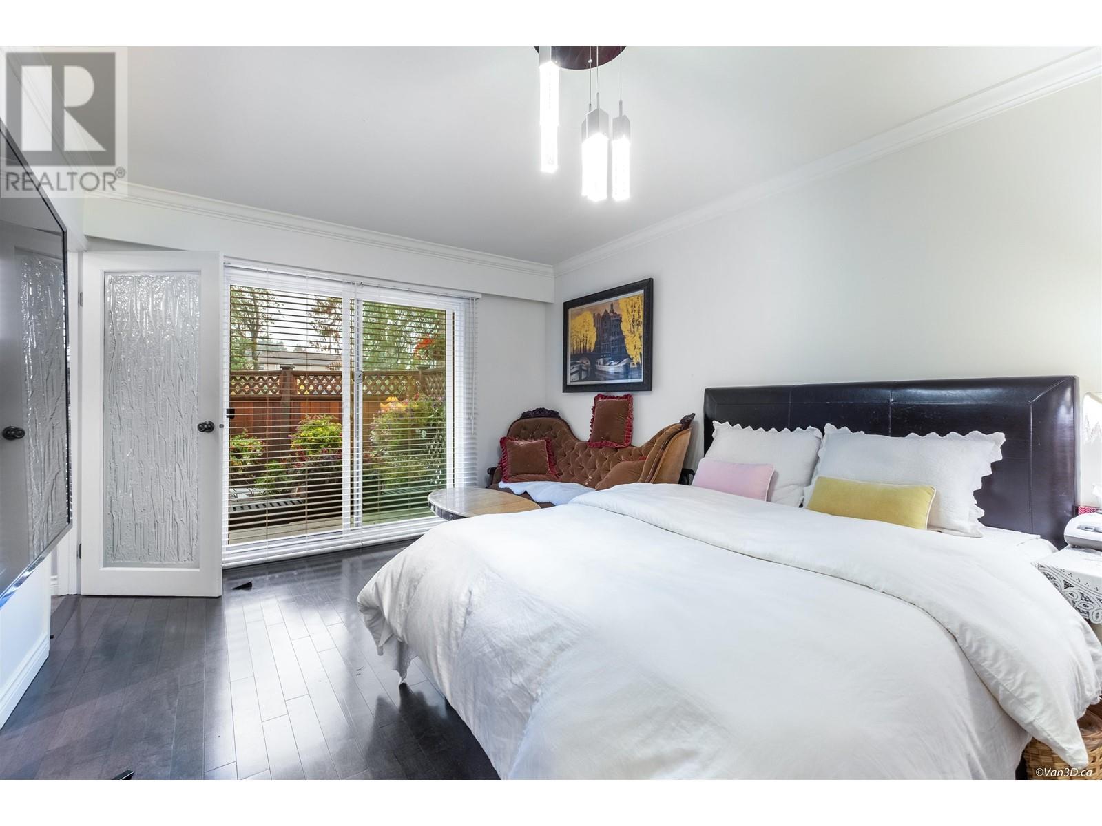 812 Robinson Street, Coquitlam, British Columbia  V3J 4G3 - Photo 12 - R2804731
