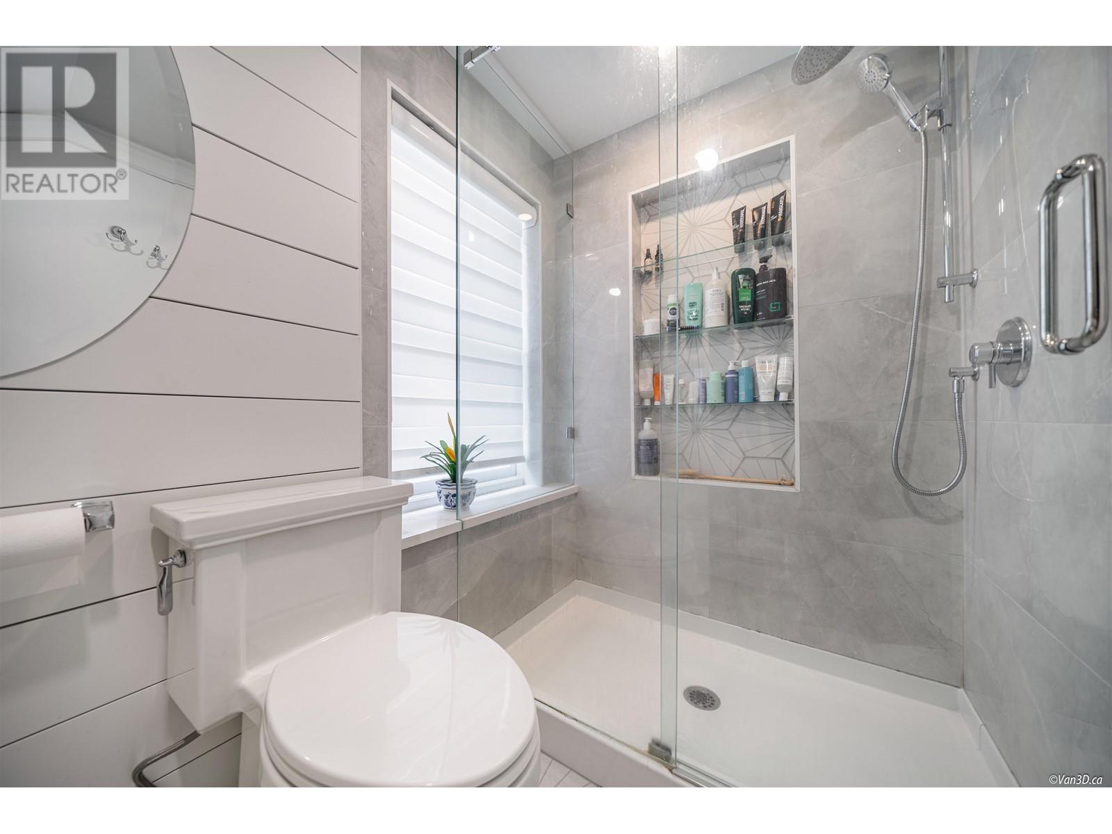 1407 Sixth Avenue, New Westminster, British Columbia  V3M 2C5 - Photo 24 - R2806047