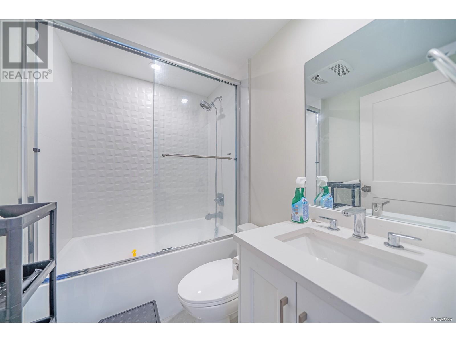 1407 Sixth Avenue, New Westminster, British Columbia  V3M 2C5 - Photo 30 - R2806047