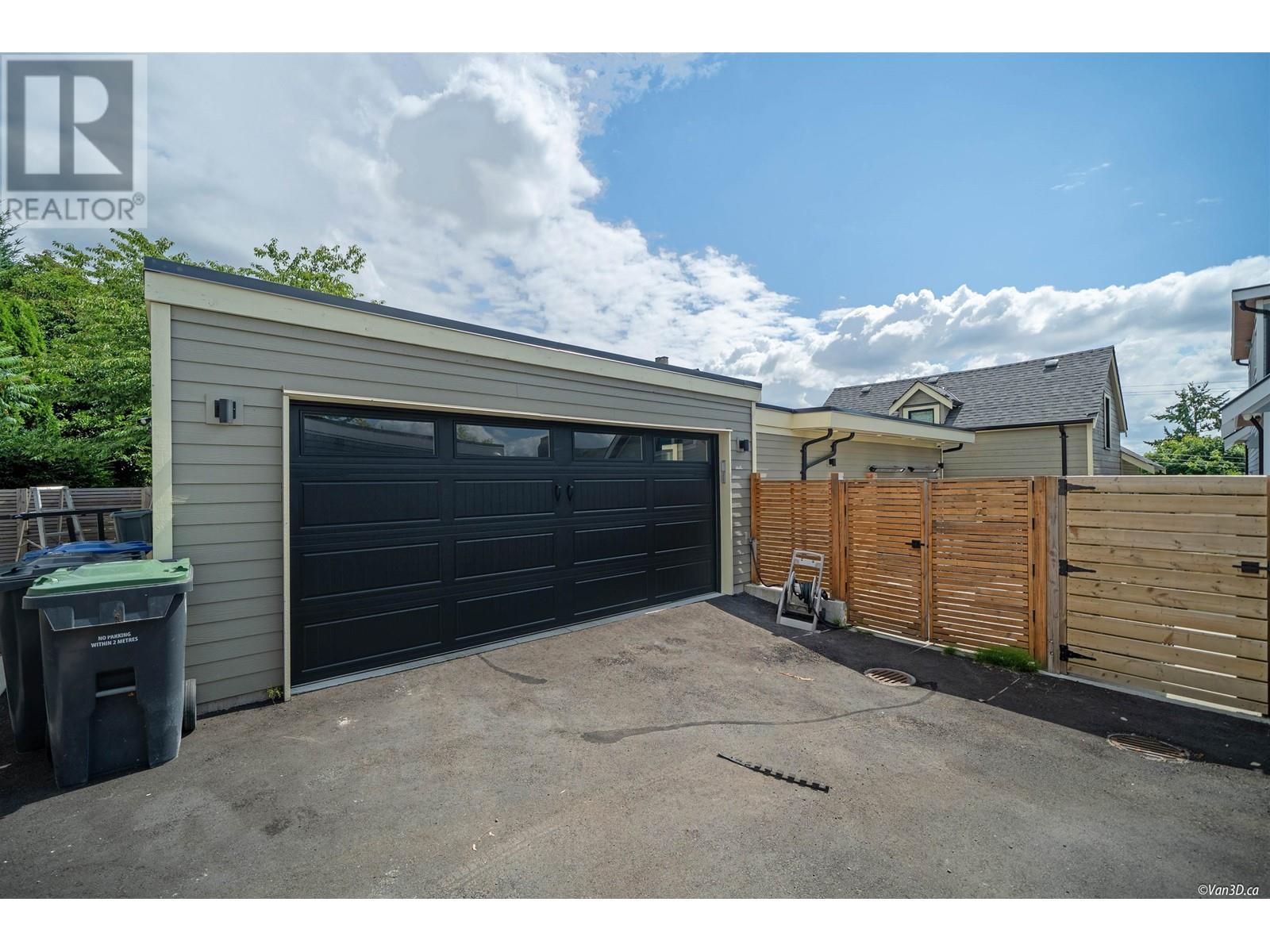 1407 Sixth Avenue, New Westminster, British Columbia  V3M 2C5 - Photo 36 - R2806047