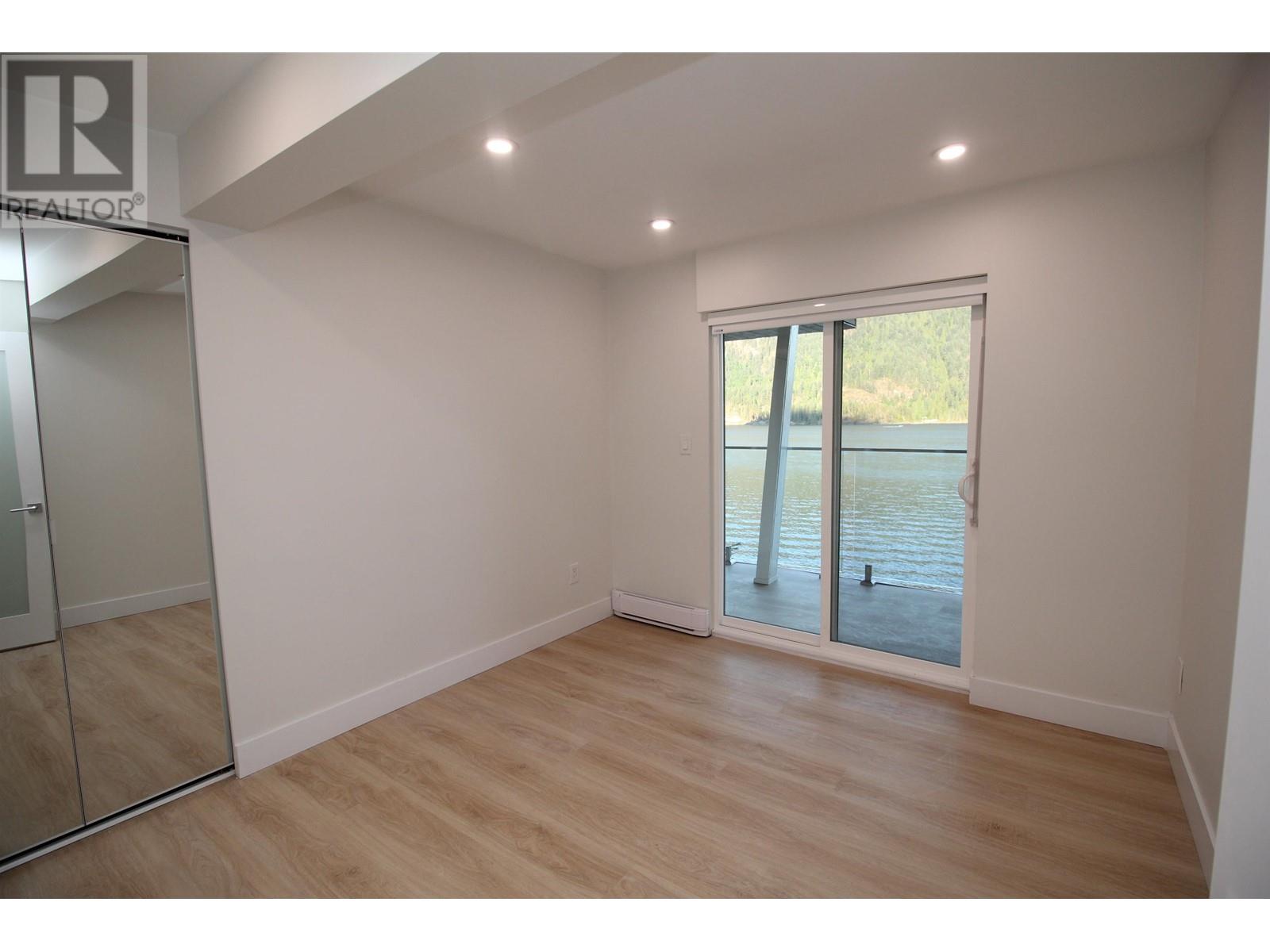 306 Sasamat Lane, North Vancouver, British Columbia  V7G 2S4 - Photo 15 - R2798836